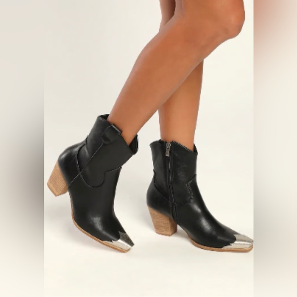 Naiya Black Western Ankle Boots